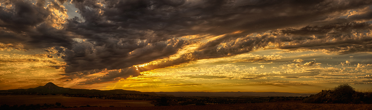 Capvespre a la Punta Montmeneu (Segrià)