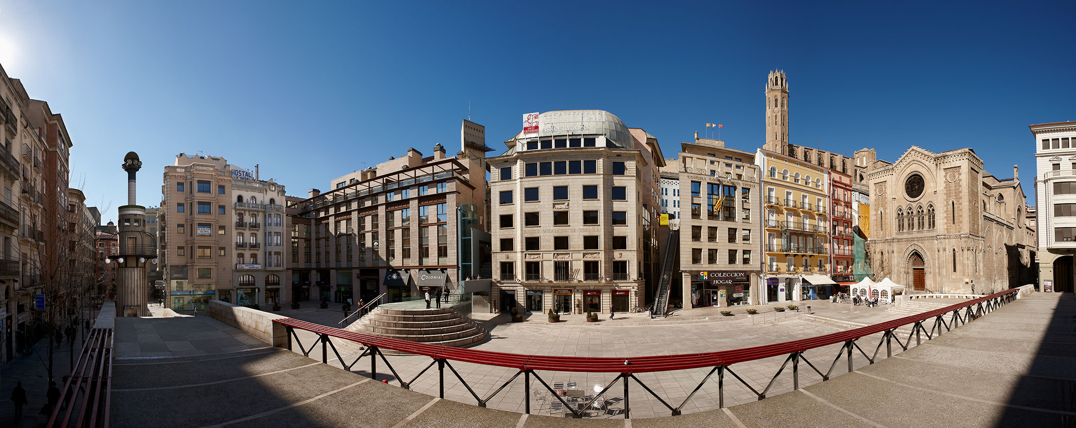 Pano plaza Sant Joan passarela enfoc