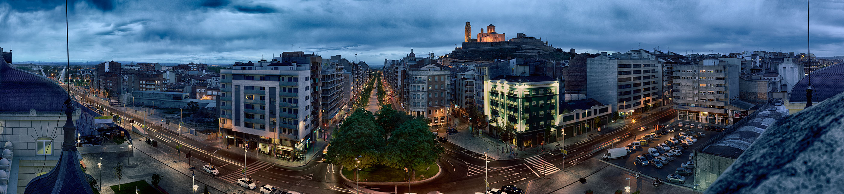 Pano estacio nit fosca